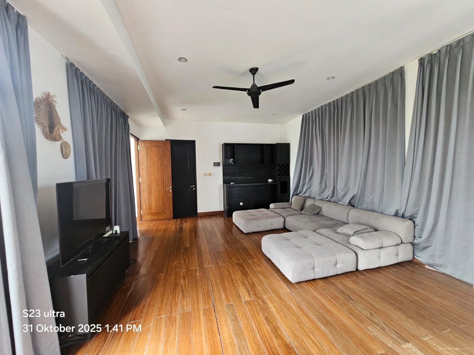 villa canggu dekat pepito