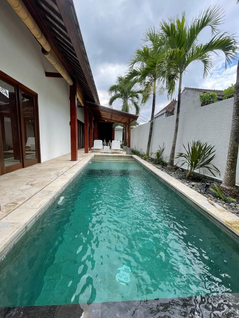 Villa 1 lantai tumbak bayuh