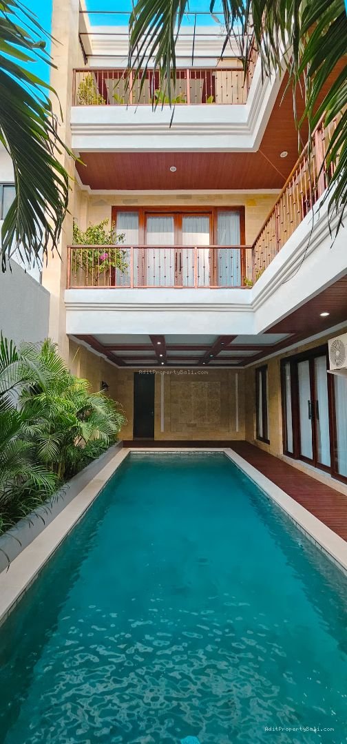 Villa mewah kerobokan