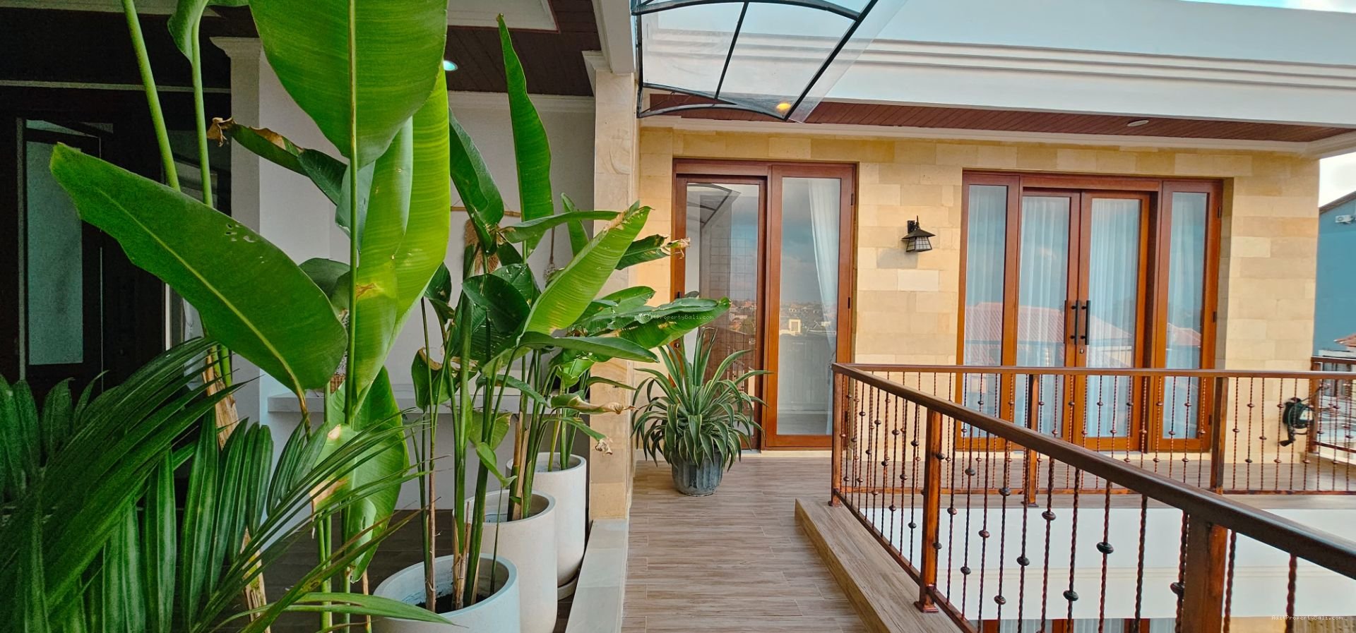 Villa mewah kerobokan