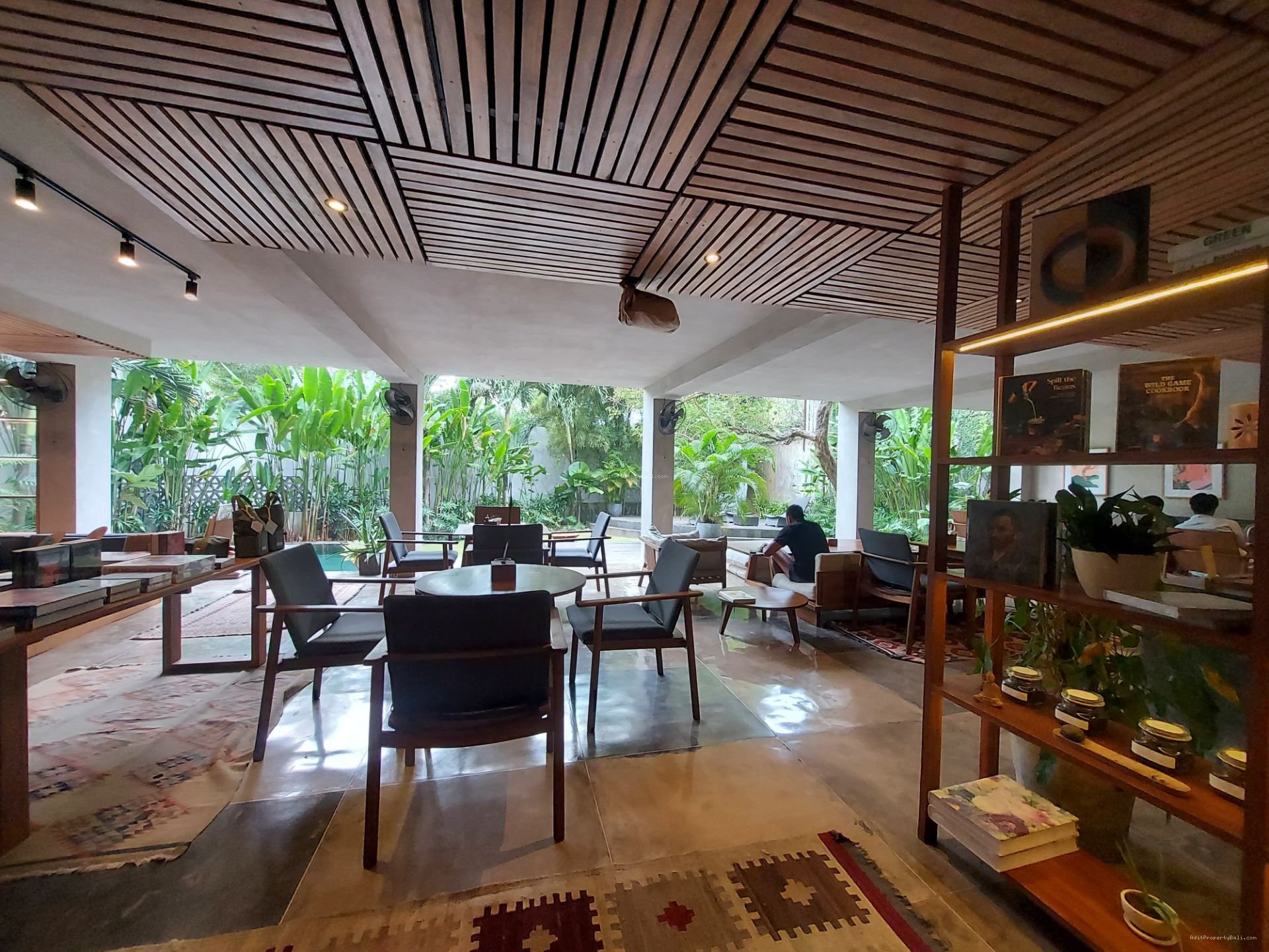 hotel canggu bali