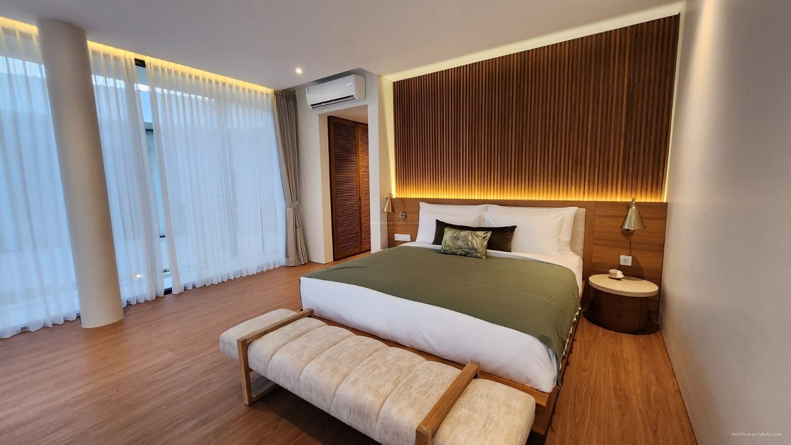 Luxury villa bumbak umalas