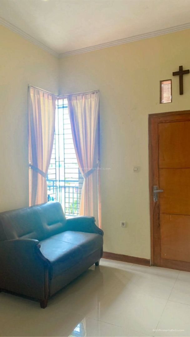 rumah lantai 3 dalung