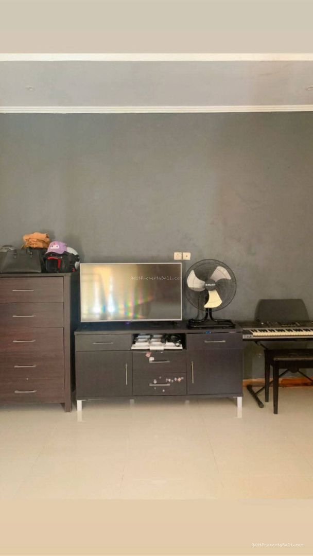 rumah lantai 3 dalung