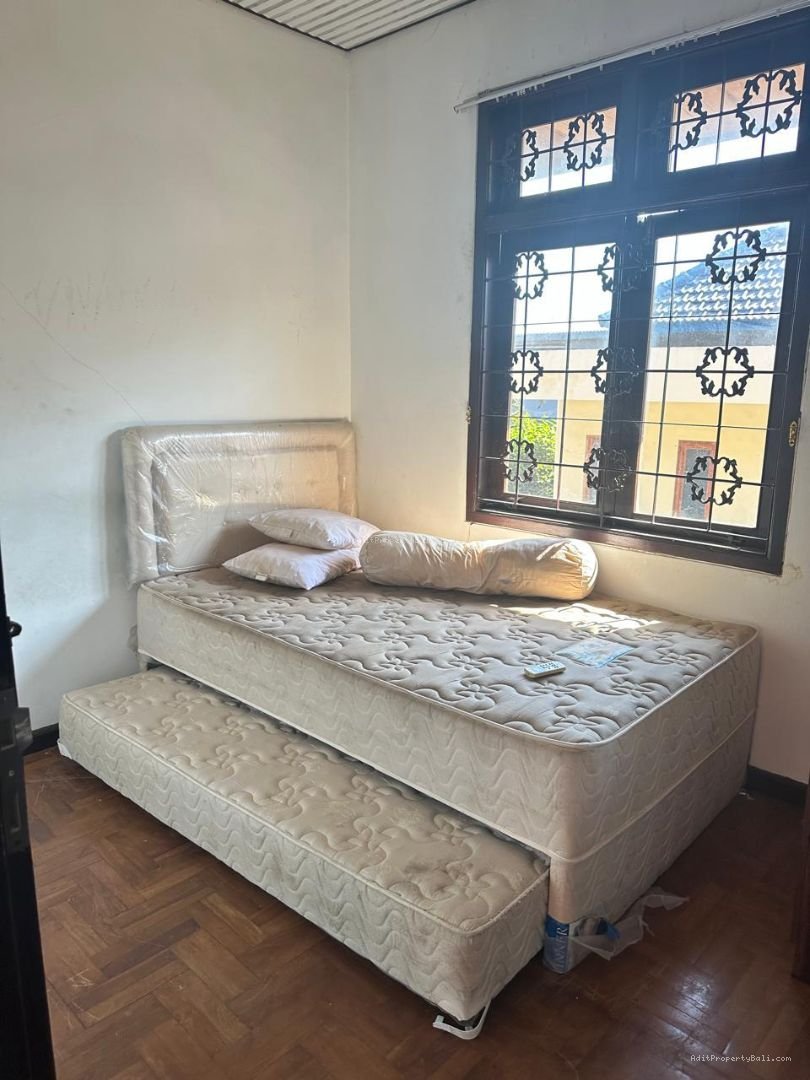 rumah lantai 3 denpasar barat