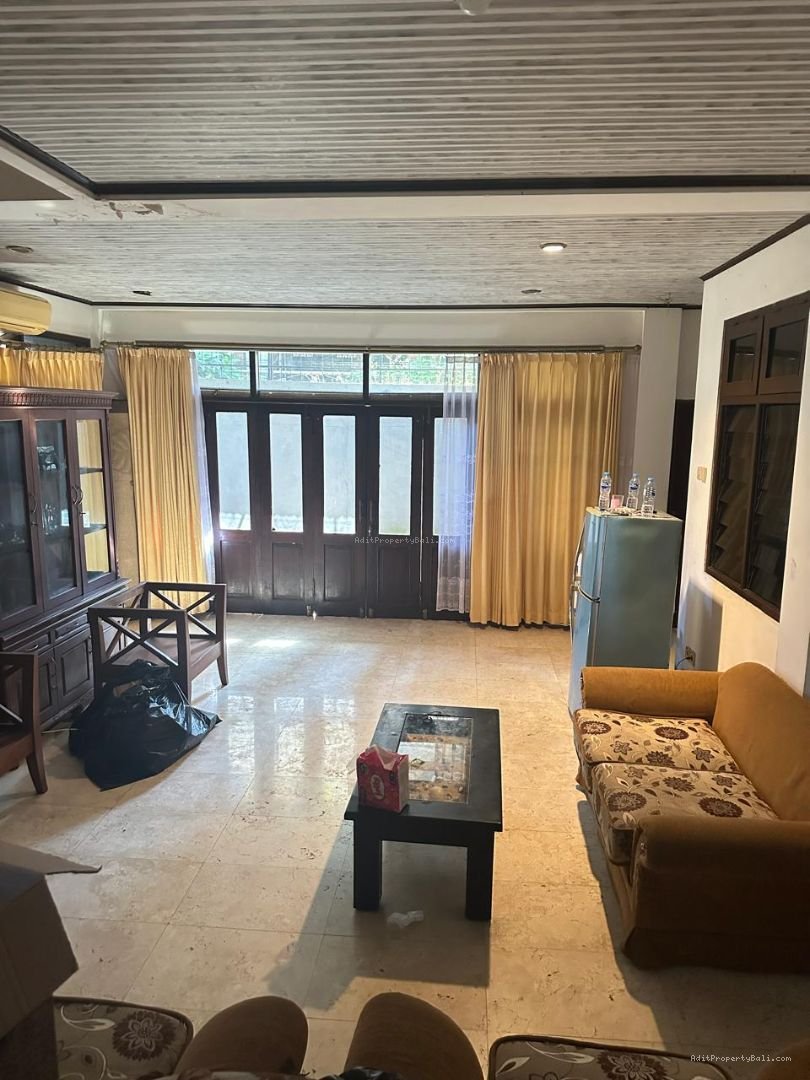 rumah lantai 3 denpasar barat