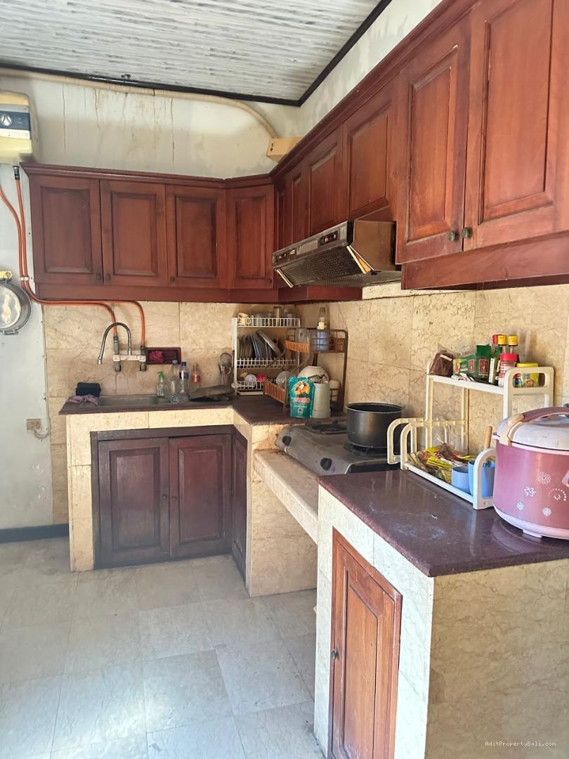 rumah lantai 3 denpasar barat