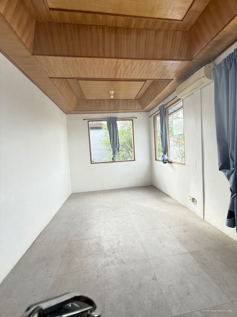 rumah kerobokan kelod