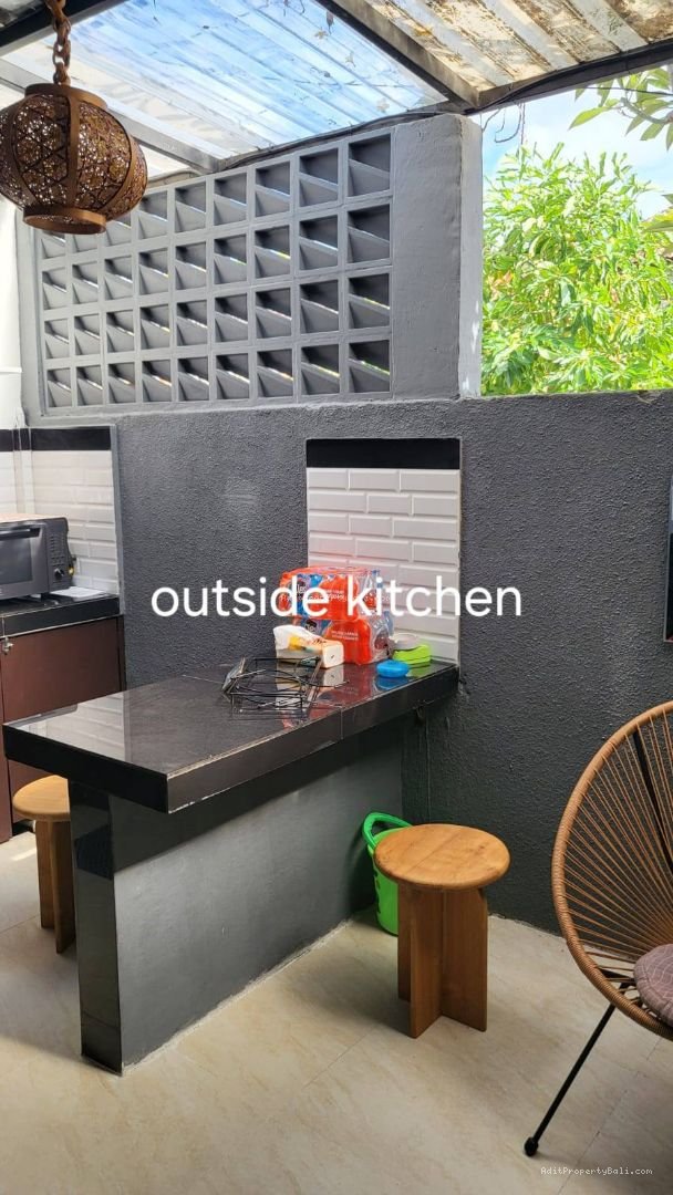 Rumah semi villa Denpasar barat