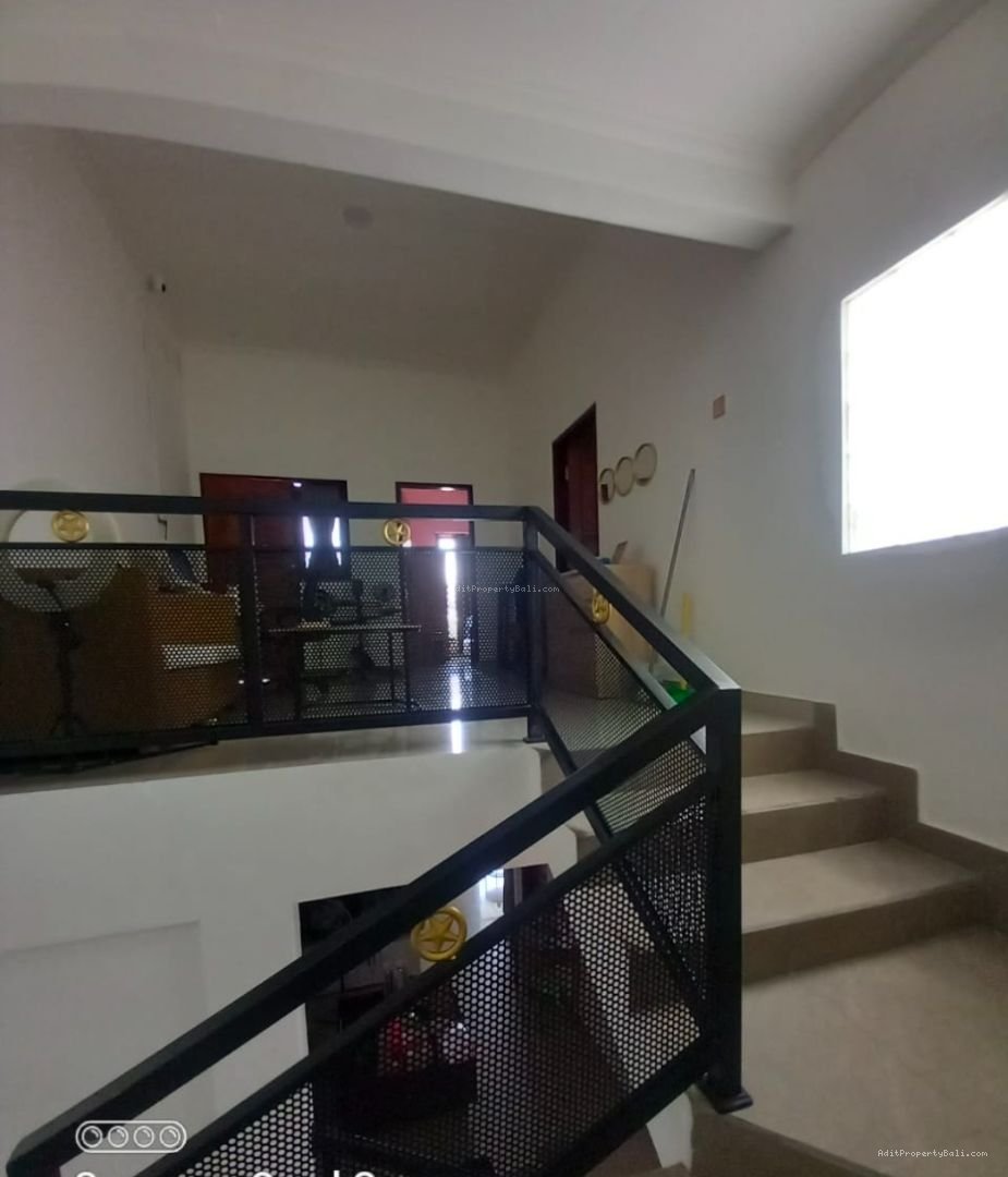 rumah minimalis ubung