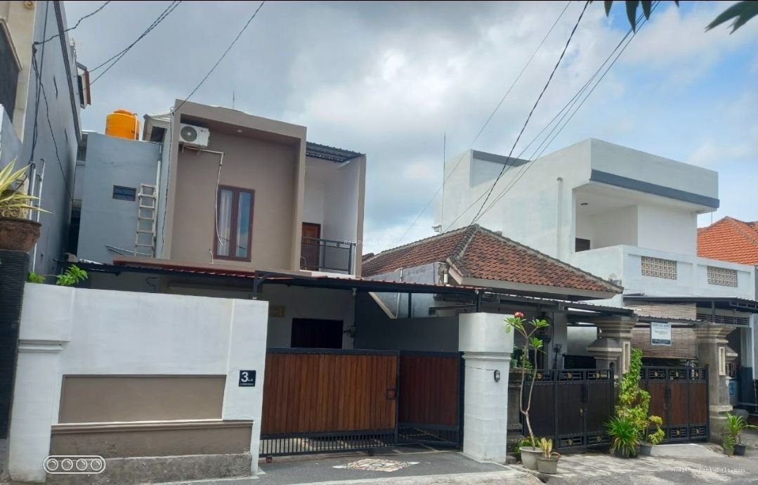 rumah minimalis ubung