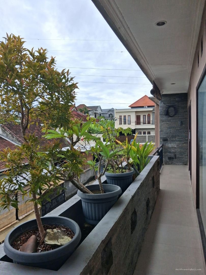 Rumah padangsambiann