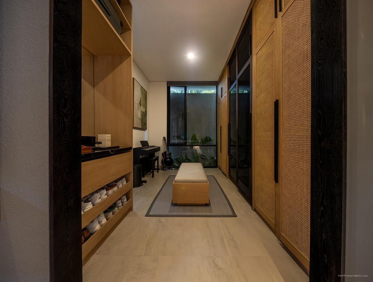 villa tiying tutu