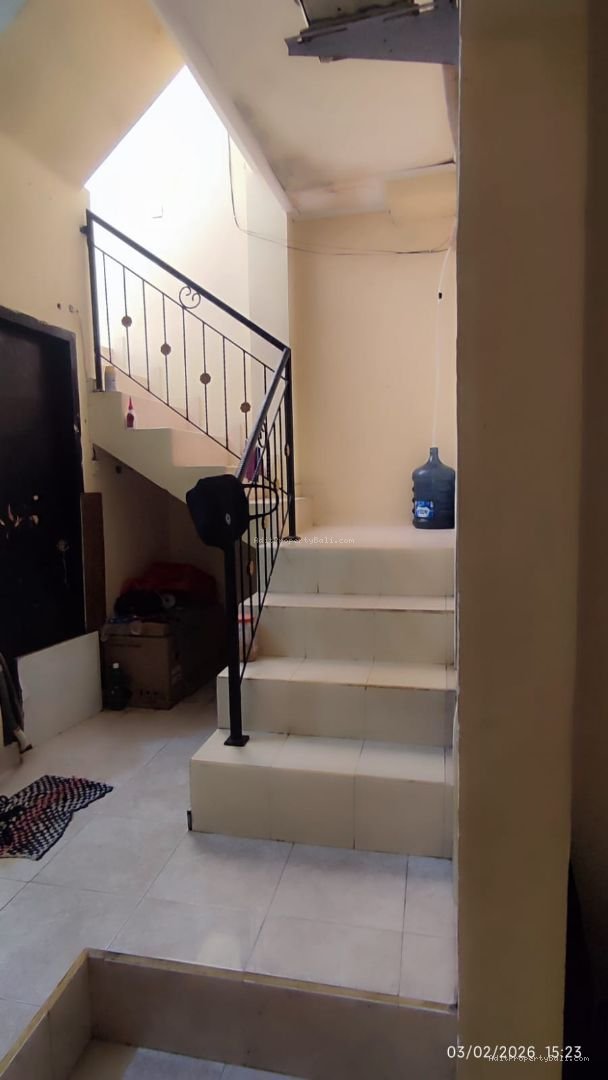 rumah renon dps