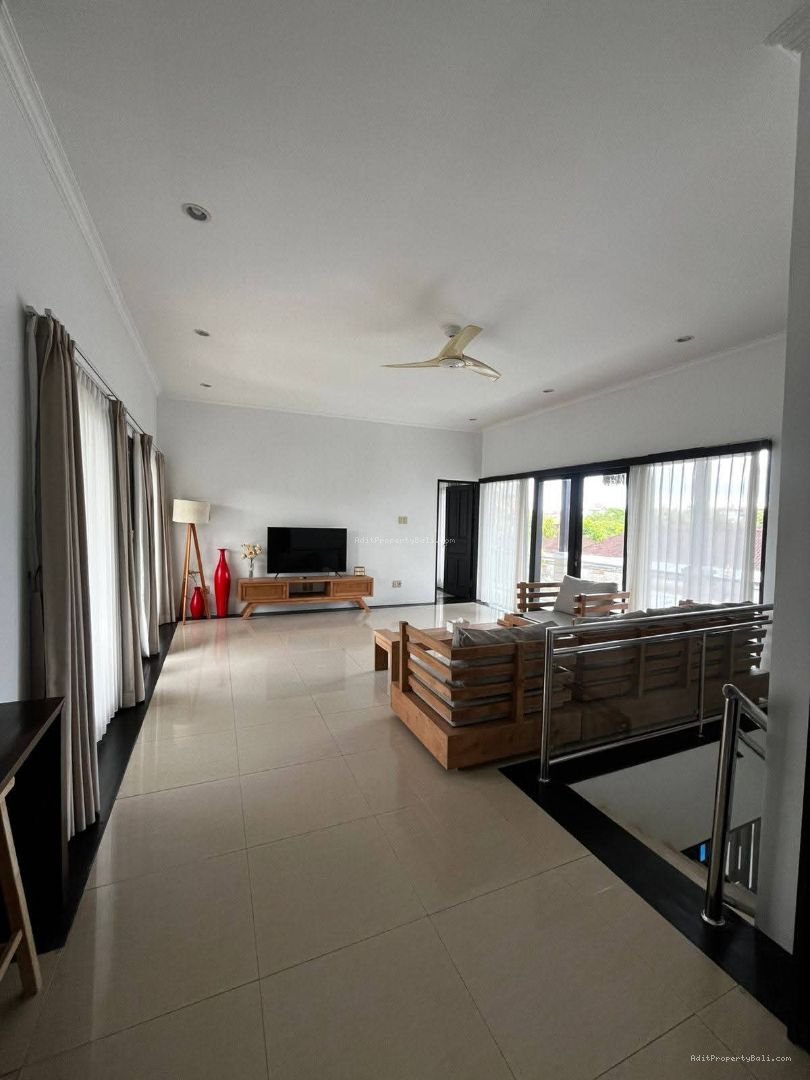 rumah tuban kuta