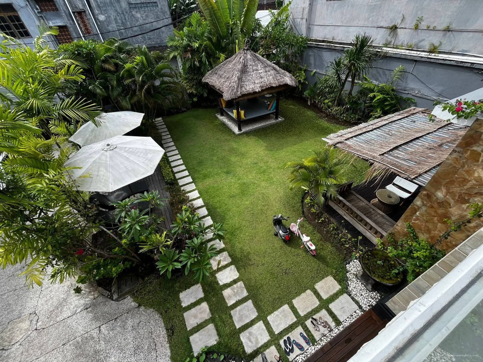 rumah tuban kuta