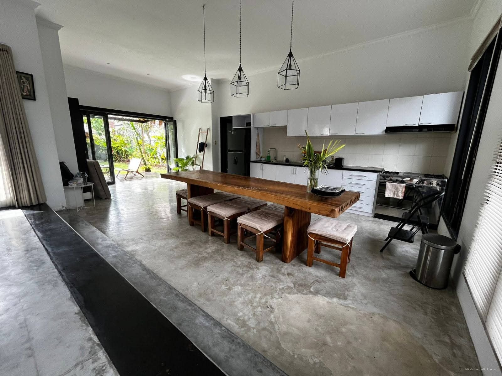 rumah tuban kuta