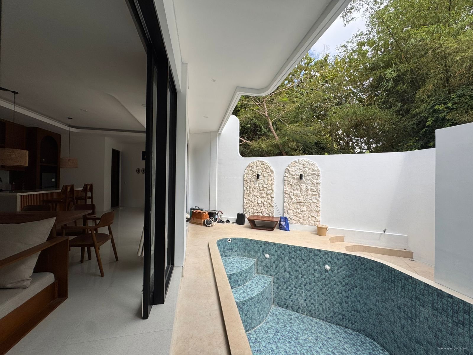 villa bukit hijau jimbaran