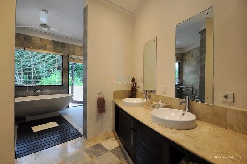 villa.petitengwt