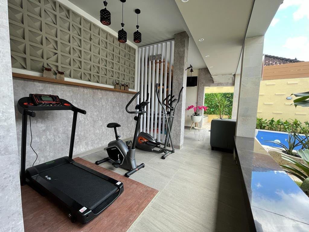 kost elite peguyangan