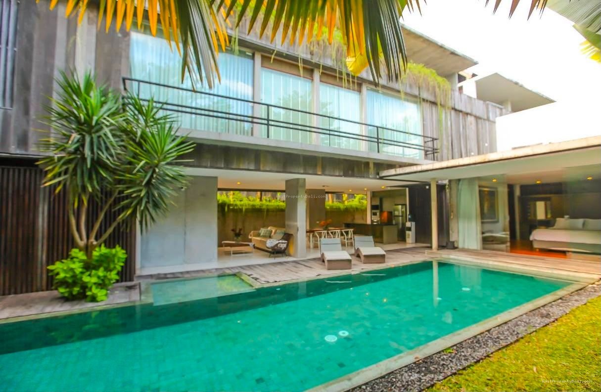 villa luxury brawaa