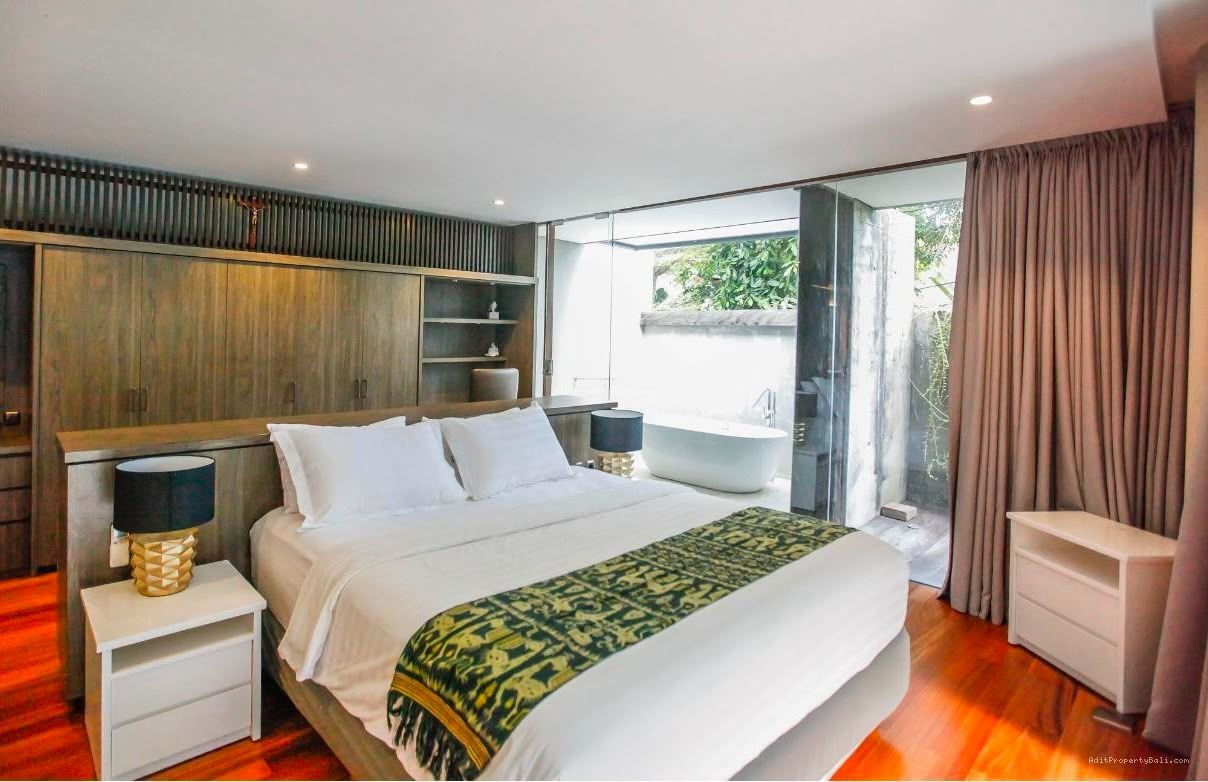 villa luxury brawaa