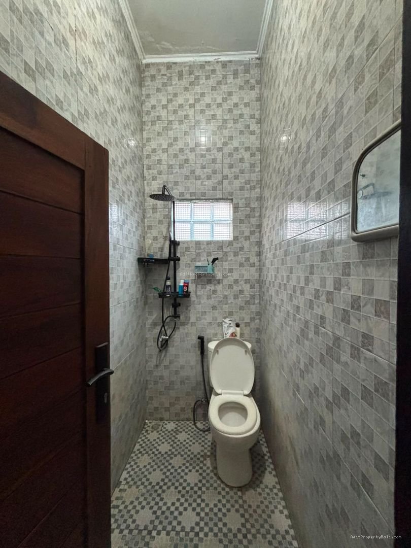 rumah sesetan wg