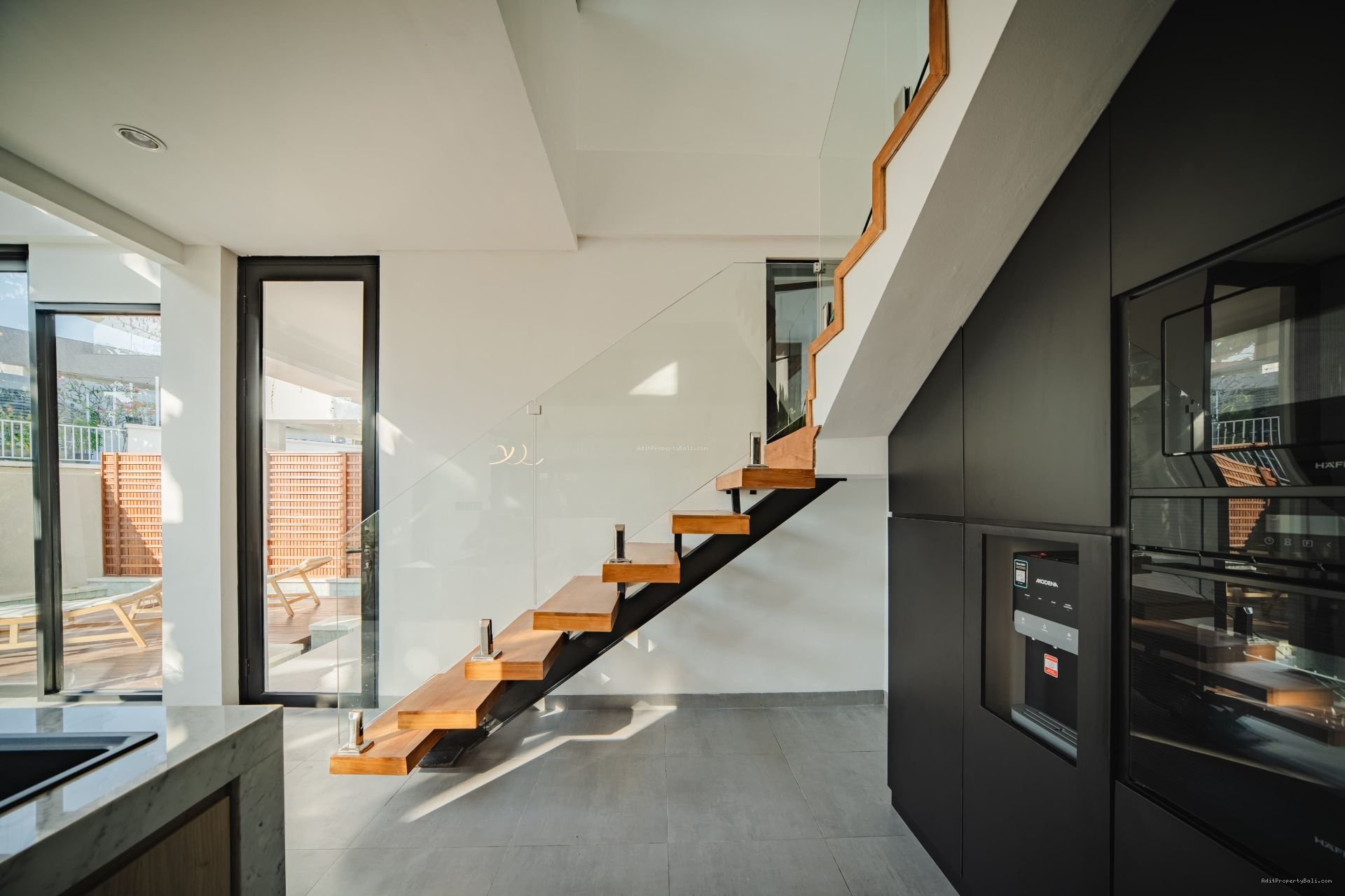 Jimbarann luxury villas