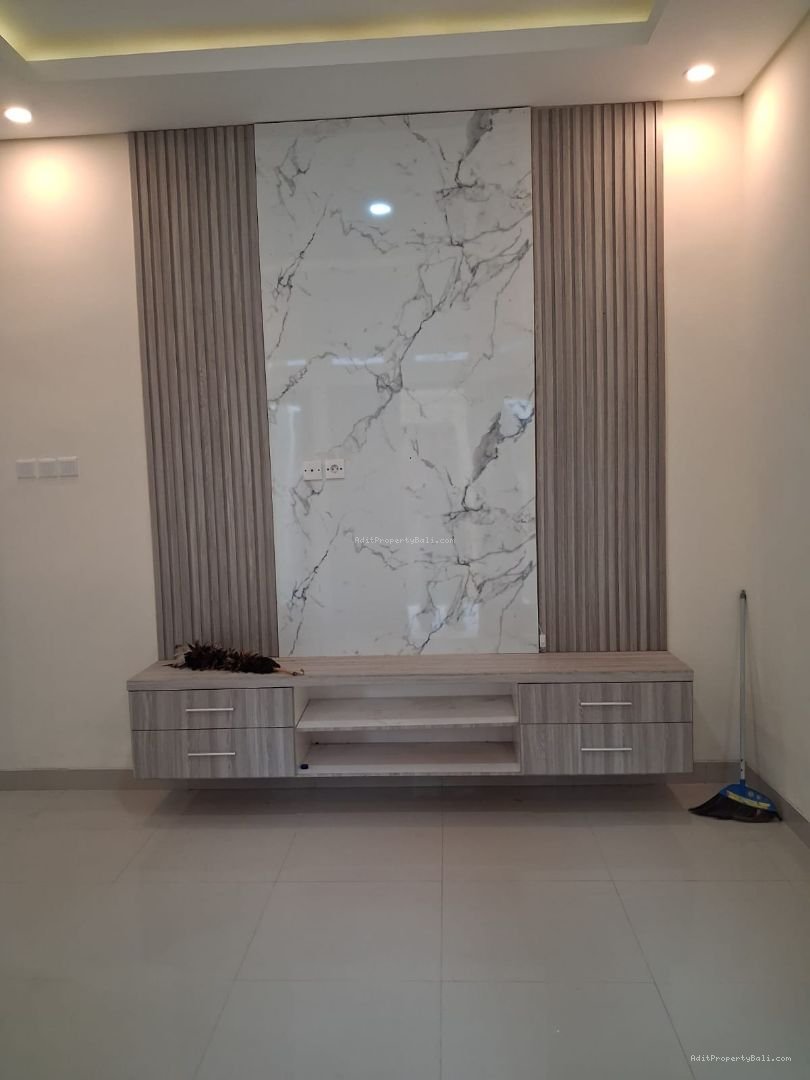 rumah semi villa pemogan dps