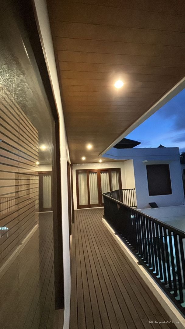 villa bali arum jmb