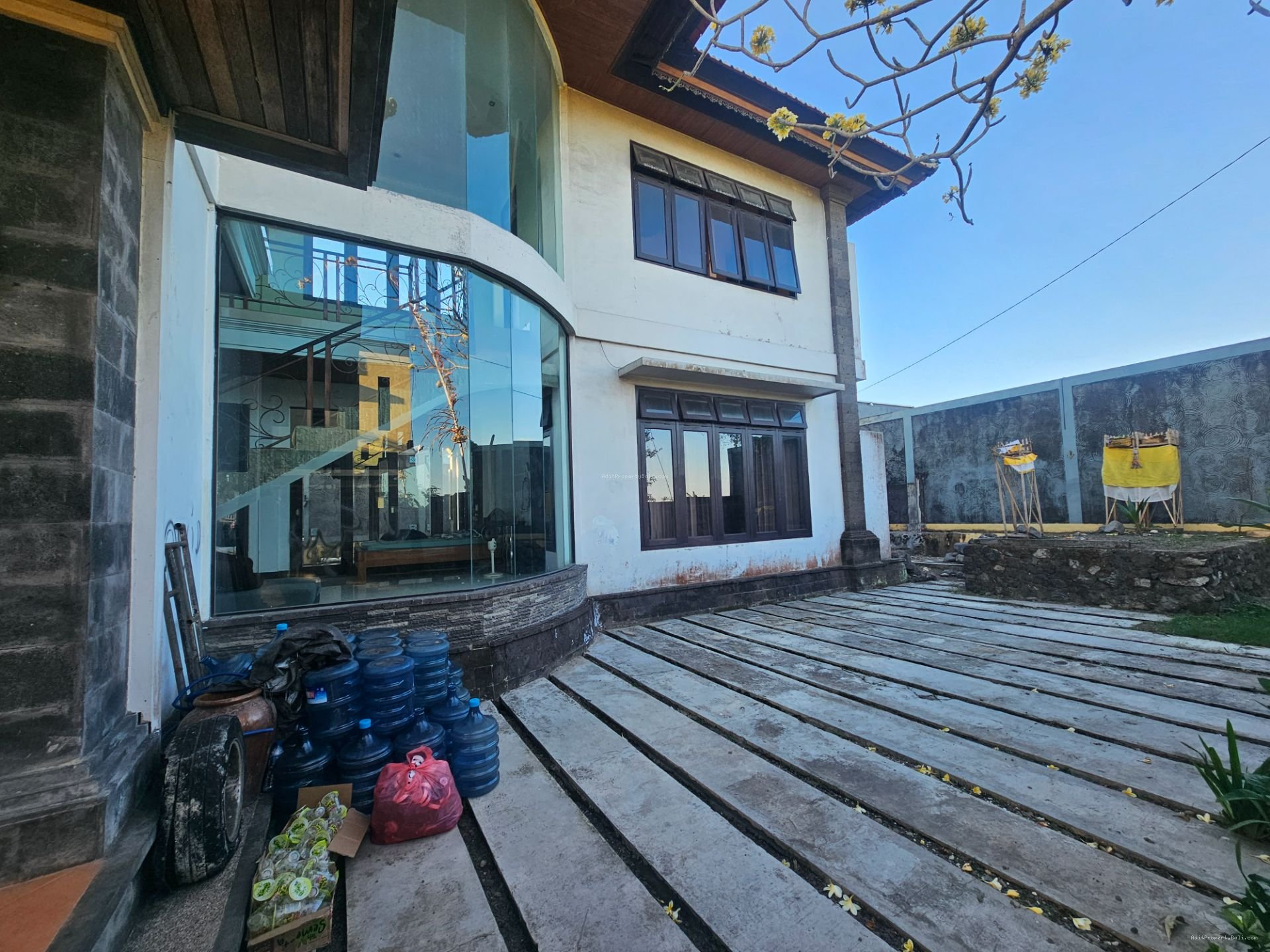 rumah lantai 2 sading